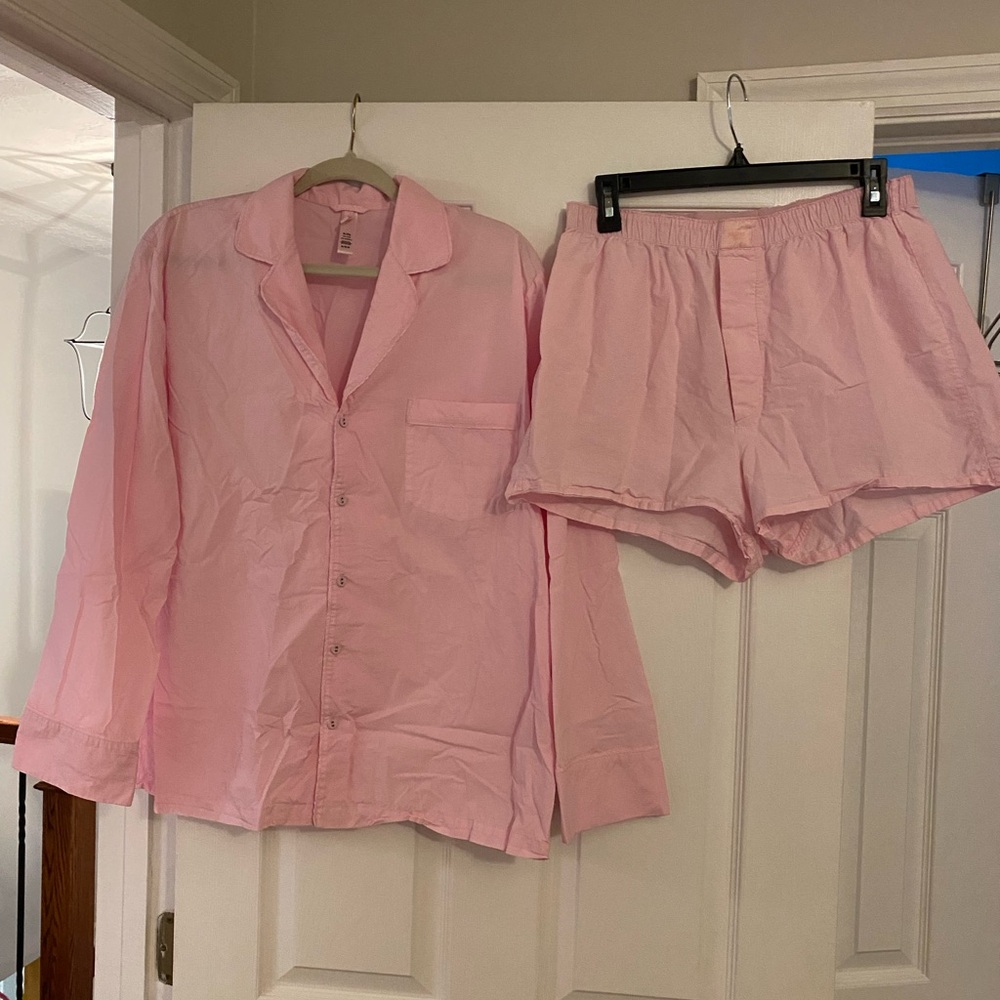 SKIMS Light Pink 100% Cotton button up and boxer set!